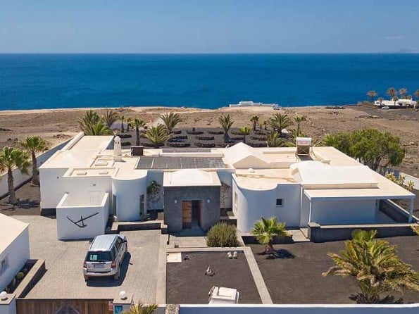 Villa and sea